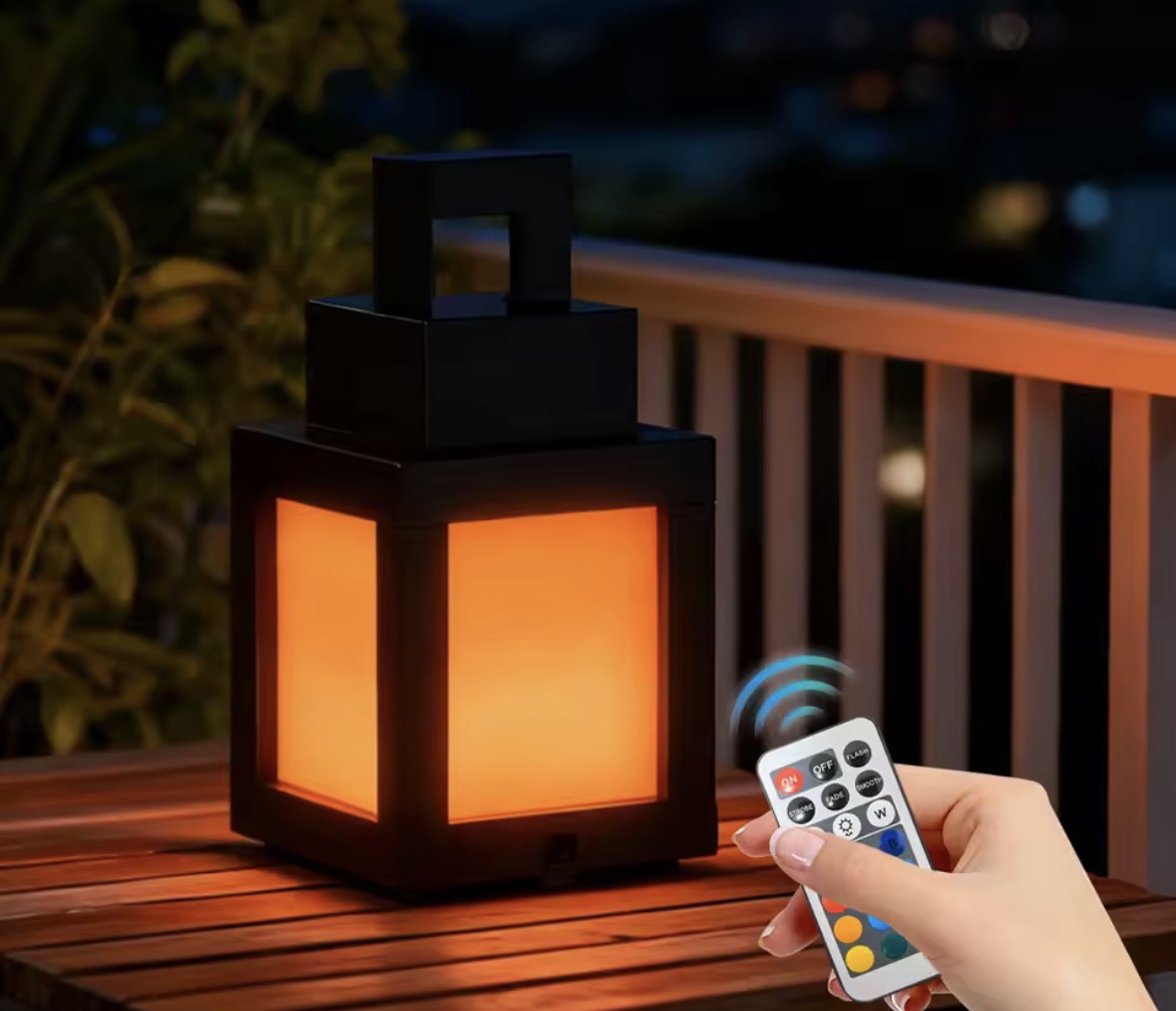Farol LED Pixel Estilo Minecraft – Luz Amarilla Tipo Antorcha